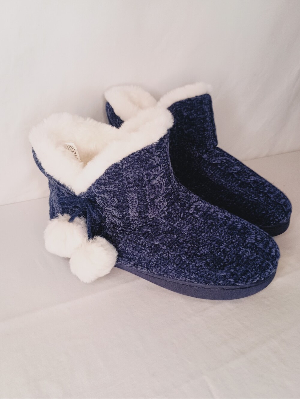 Women's Size 8 Cozy Navy Chenille Slipper Boots - Picture 2 of 8